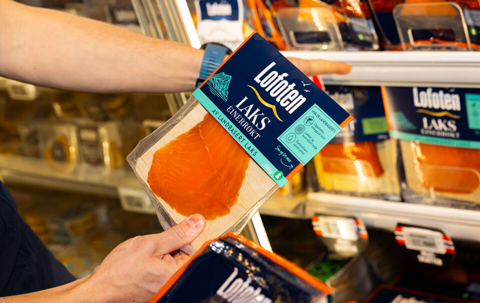 The first smoked salmon package from a land-based facility to be launched in Norwegian grocery stores.