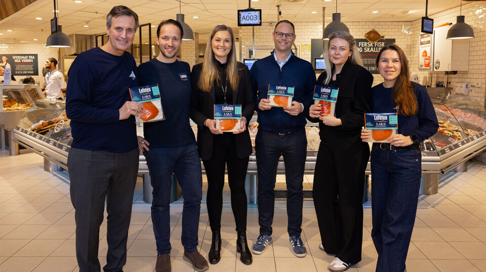 From left: Andreas Stabell Johansen, key account manager Lofotprodukt AS; Øystein Rist, CCO Lofotprodukt AS; Camilla Moe, category manager for fresh fish and seafood at NorgesGruppen; Odd Frode Roaldsnes, CCO Salmon Evolution; Ingrid Humlung, marketing manager Salmon Evolution; and Regine Ditløvsen Øverås, brand manager, Lofotprodukt AS.