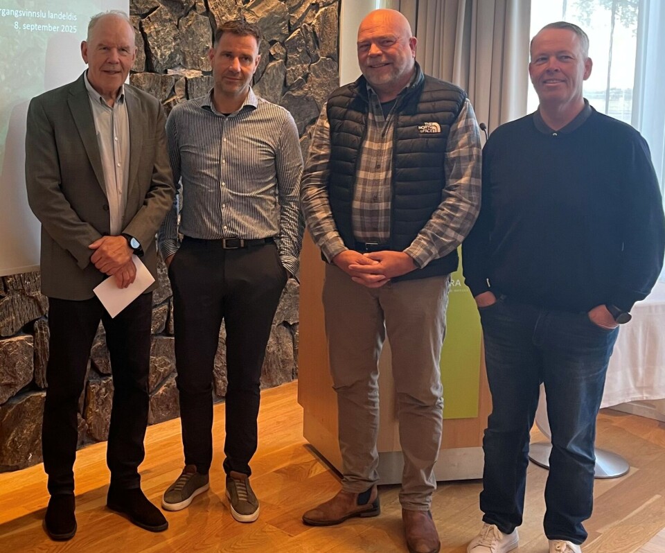 From left: Lárus Sigurður Ásgeirsson, chairman of Laxey; Jón Kjartan Jónsson, chief executive of Samherji Fishfarming; Jónatan Thórðarson, farming manager of Thor Salmon; and Eggert Thór Kristófersson, chief executive of First Water. The photo was taken at the signing of the letter of intent.