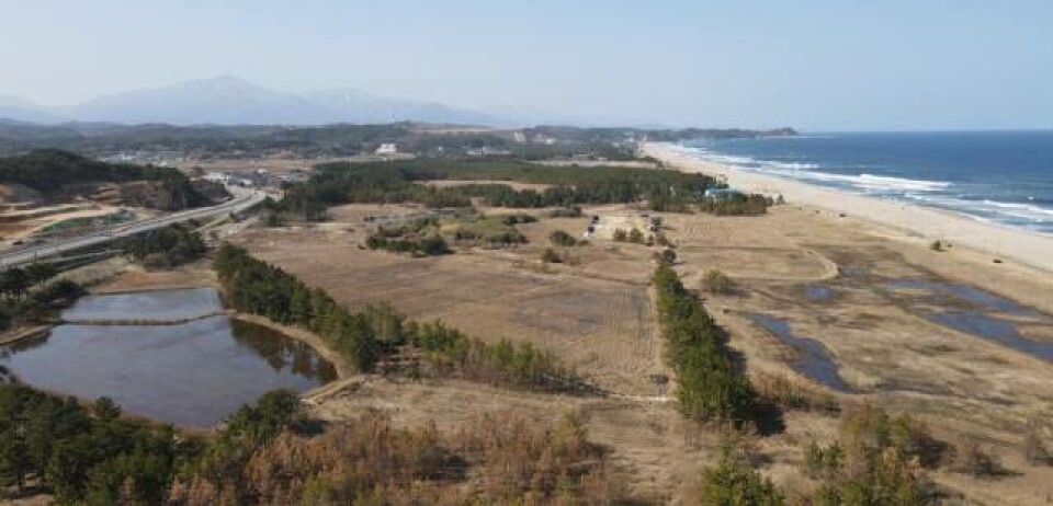 Here in Yangyang, on the northeastern coast of South Korea, a production location has been identified, which can indicate good parameters for the water to be used. But costs are challenging.